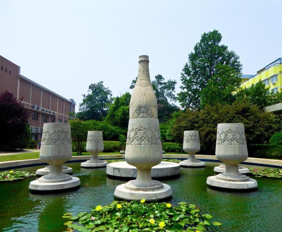 Lantian Garden Hostel Čching-tao Exteriér fotografie